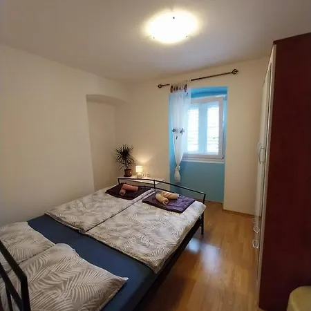Vendégház Jadran 4*